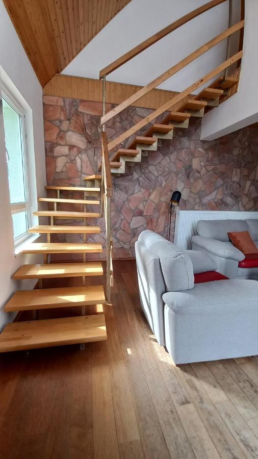 Villa Haskova With 3 Bedrooms Banska Bystrica Exterior photo
