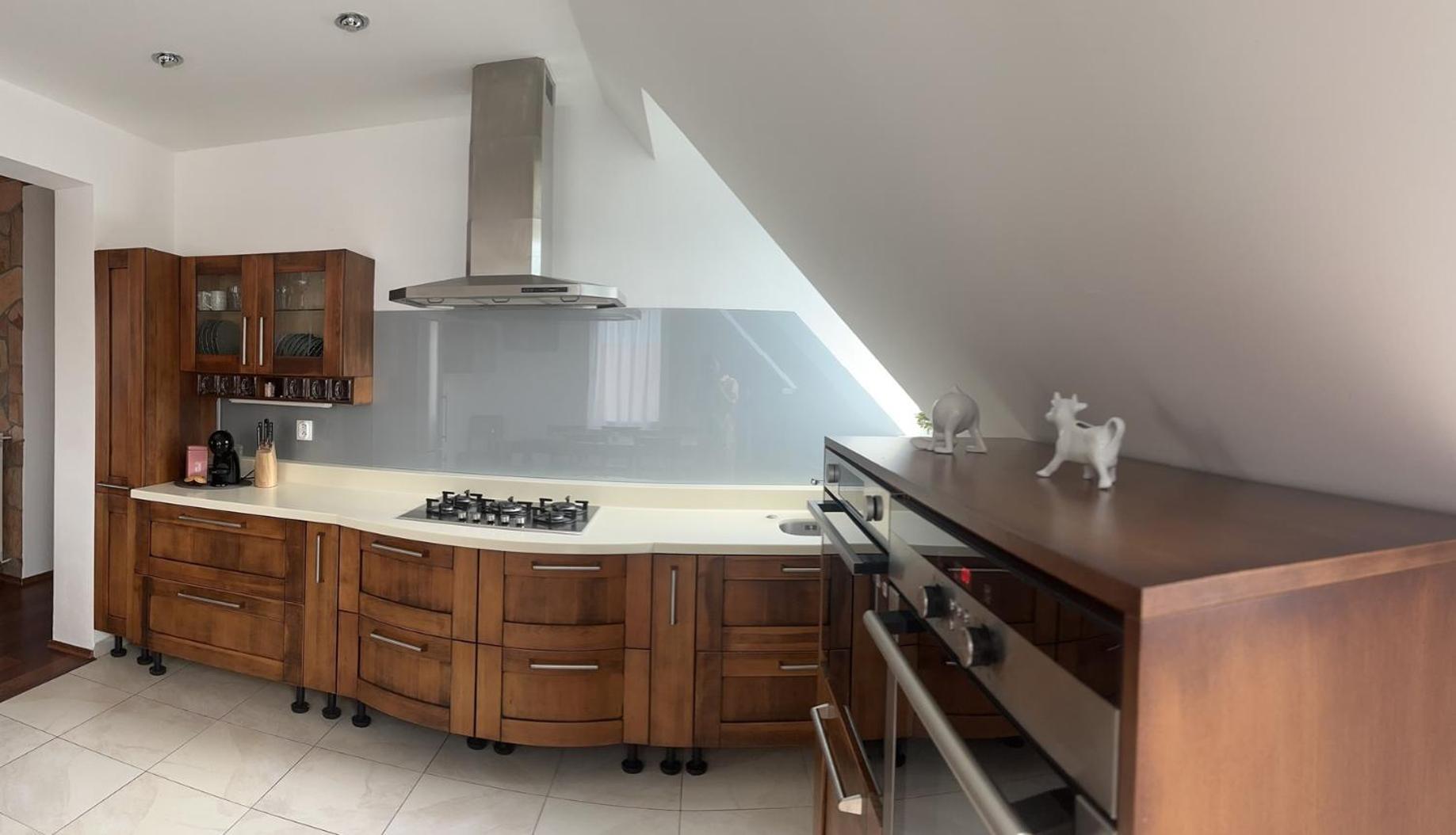 Villa Haskova With 3 Bedrooms Banska Bystrica Exterior photo